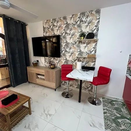 Brisas Marina Apartment